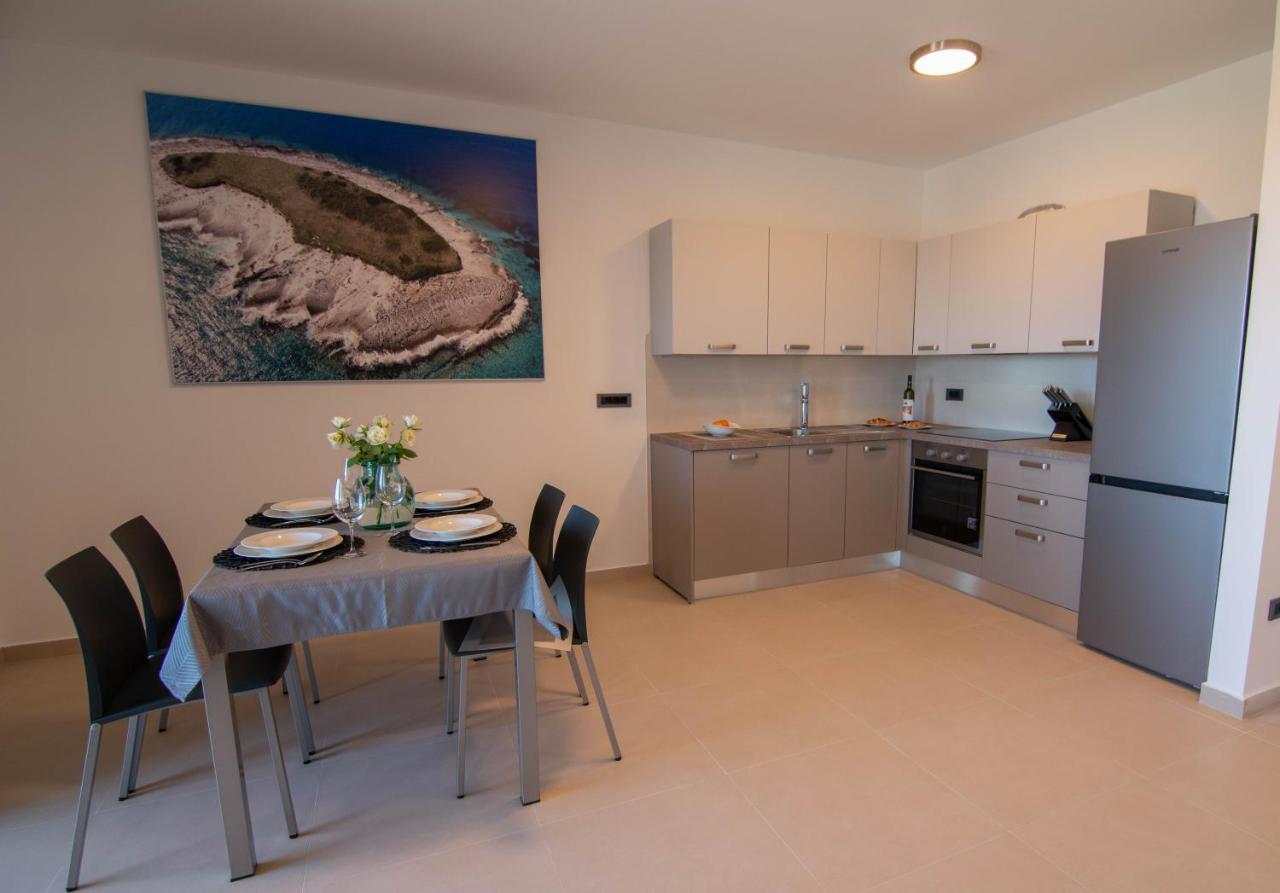 Luxury Apartment Faro With Sea View And Swimming Pool Premantura Dış mekan fotoğraf