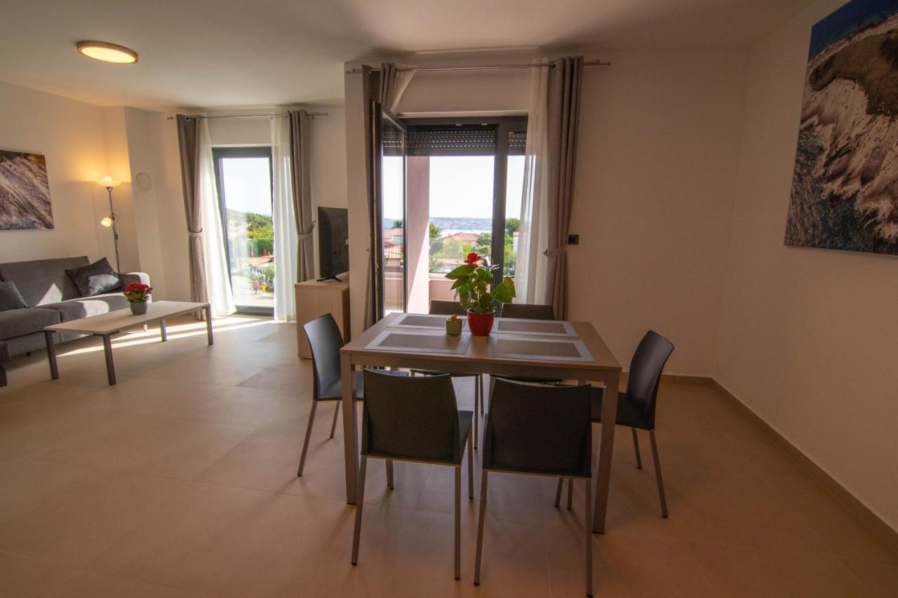 Luxury Apartment Faro With Sea View And Swimming Pool Premantura Dış mekan fotoğraf