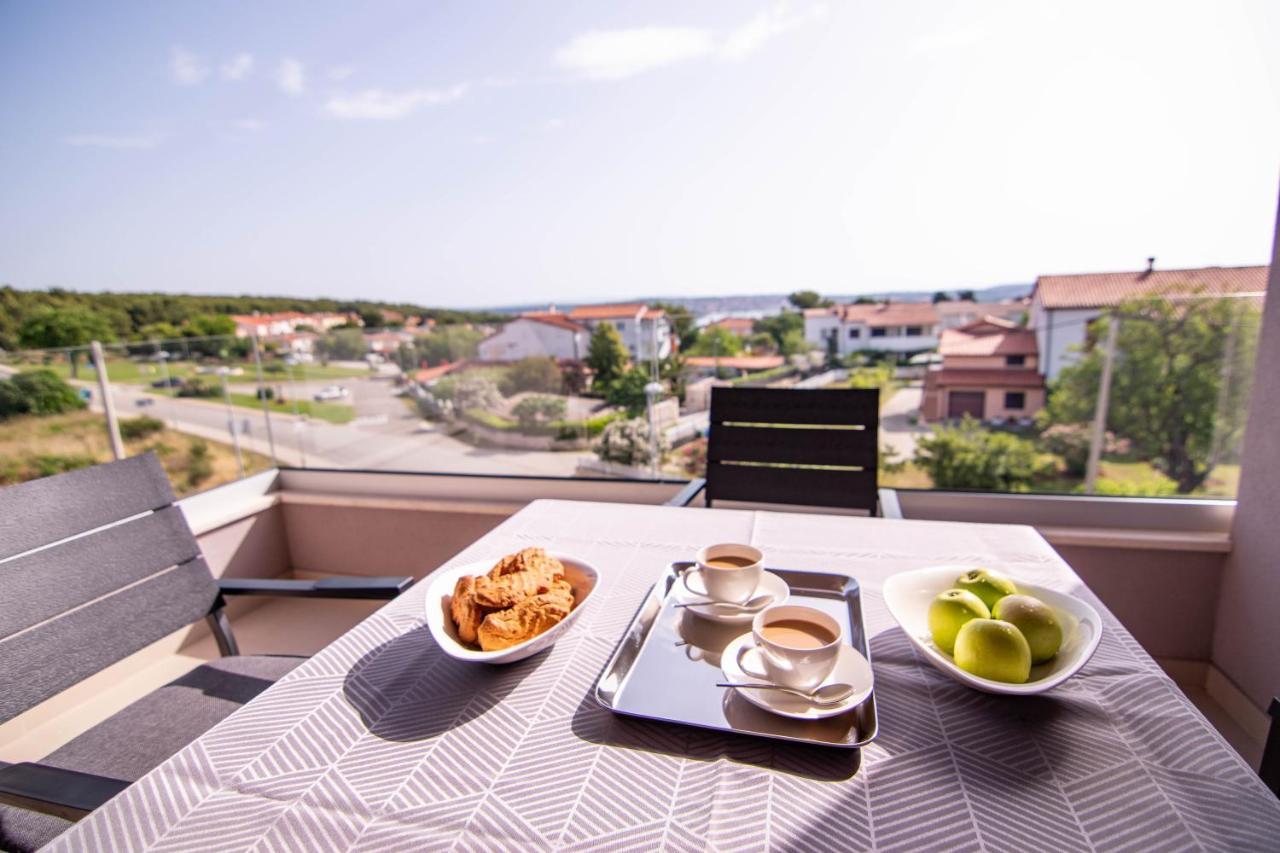 Luxury Apartment Faro With Sea View And Swimming Pool Premantura Dış mekan fotoğraf